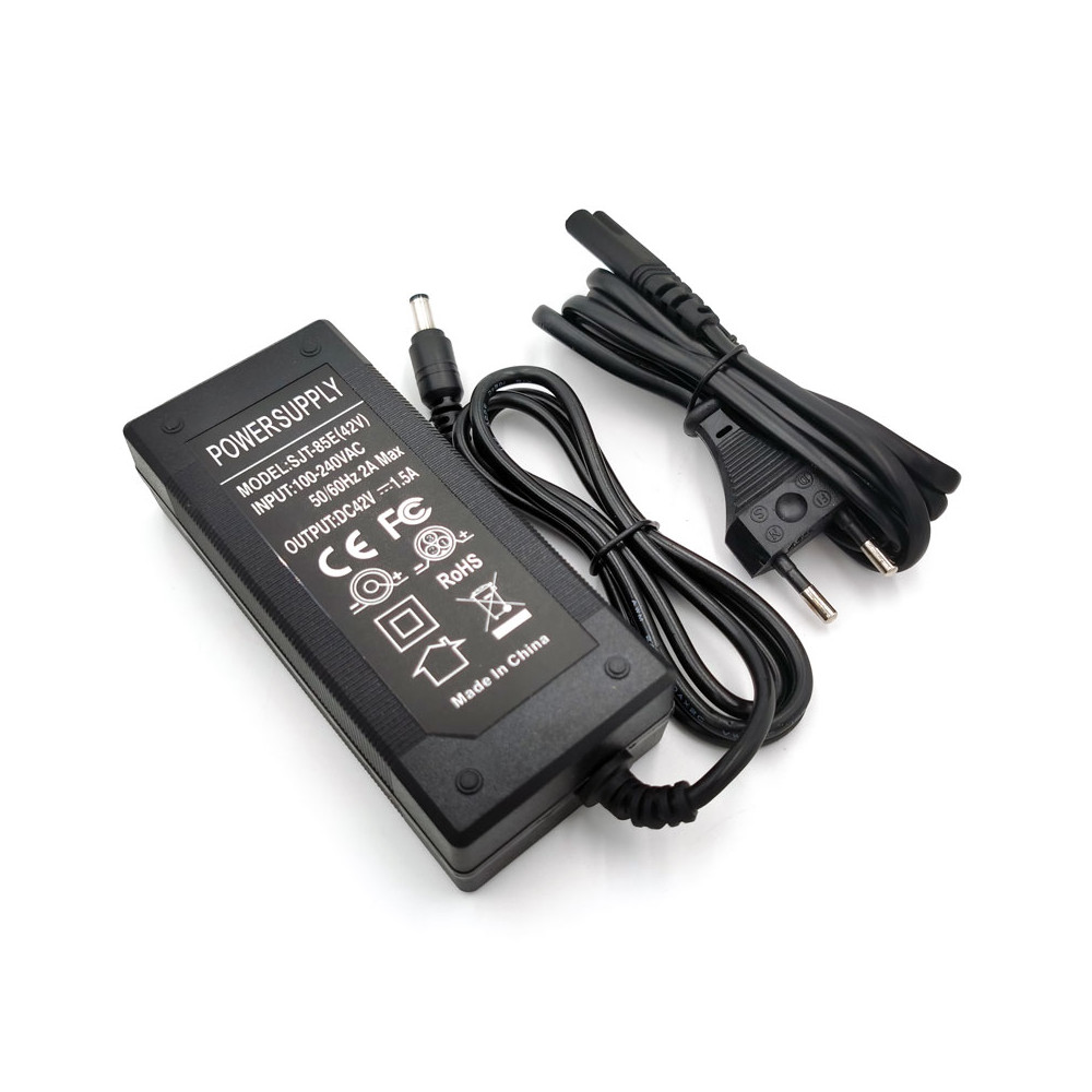 Nabíječka 36V 1,5A DC konektor
