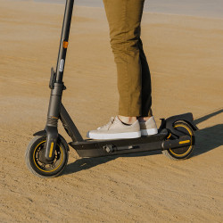 Elektrická koloběžka Ninebot Segway Max G2 450W, 36V 15,3Ah