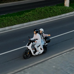 Elektrický skútr Vmoto F01