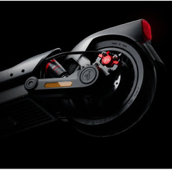 Elektrická koloběžka Segway Ninebot MAX G3 E 700W 48V 12,8Ah