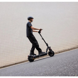 Elektrická koloběžka Segway Ninebot MAX G3 E 700W 48V 12,8Ah